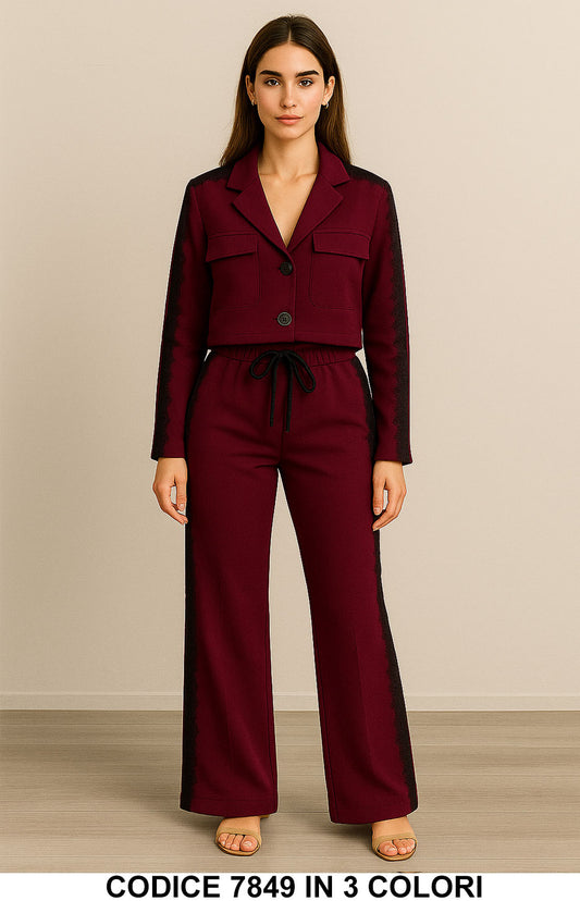 Completo giacca corta con inserti in pizzo e pantalone a palazzo Coordinato Elegante Merletto in 3 Colori – 7849