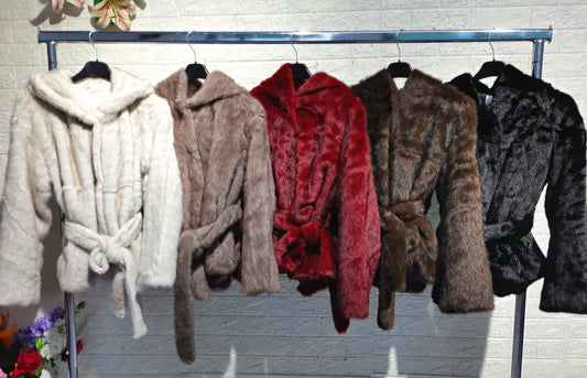 Pelliccia Corta con Cappuccio e Cintura Giubbotto Fashion Elegante Caldo in 5 colori – 7958