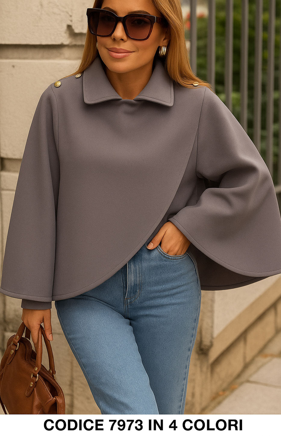 Mantella Donna con Bottoni Oro e Collo Camicia Cappotto Elegante e Calda in 4 Colori – 7973 Mantella Donna con Bottoni Oro e Collo Camicia Cappotto Elegante e Calda in 4 Colori – 7973