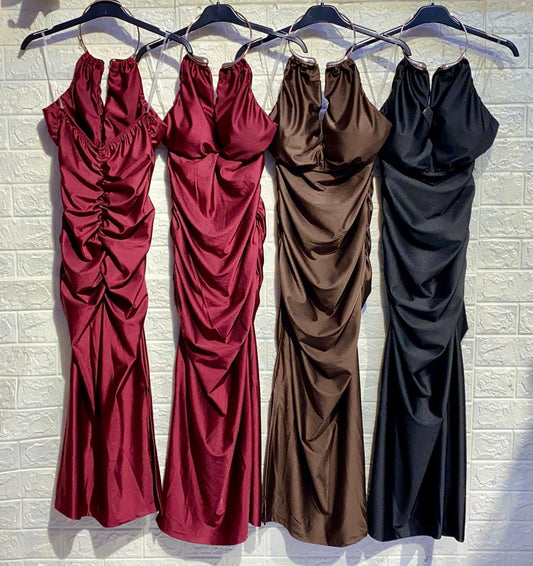 Abito lungo elegante con dettaglio dorato sullo scollo Vestito Sensuale Evento Serata in 3 colori – 7996
