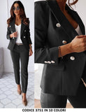 Tailleur Giacca e Pantaloni Eleganti Completo Donna Cerimonia 2 Pezzi con Bottoni Oro in 15 Colori - 3751 Tailleur Giacca e Pantaloni Eleganti Completo Donna Cerimonia 2 Pezzi con Bottoni Oro in 15 Colori - 3751