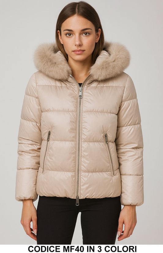 Piumino Donna con Cappuccio e Bordo in Ecopelliccia – Morbido e Caldo – in 3 Colori – MF40