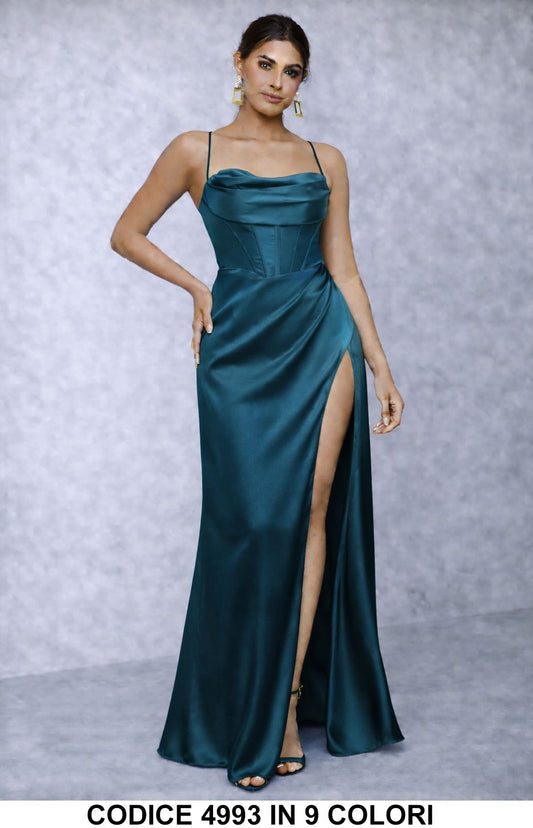 Blu Ottanio donna elegante Made in Italy