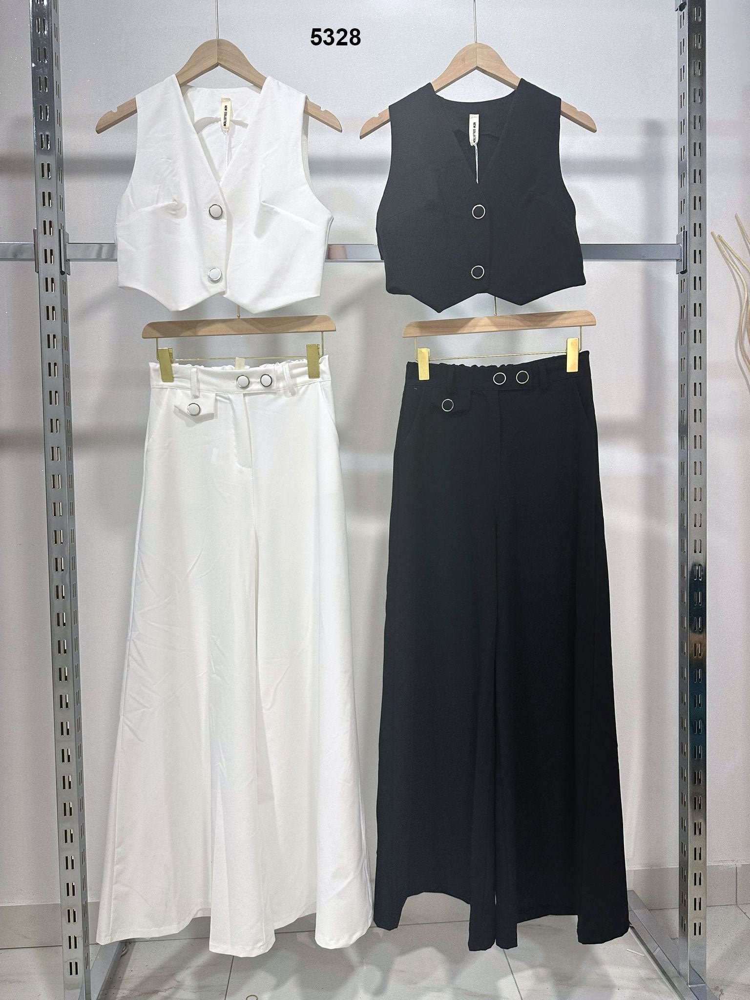 Completo Gilet E Pantalone Zampa Elegante Casual Coordinato Bottoni Grandi In Nero - 5328Out