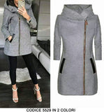 Cappotto Giacca Donna con Cappuccio Zip Asimmetrica Particolari in Eco Pelle Nero in 2 Colori - 5529