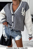 Maglione con Bottoni Collage con Logo LA Cardigan Fashion Casual Maglia Ragazza in 7 Colori - 5543