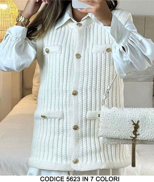 Maglia Maglione Donna Cardigan Smanicato con Bottoni Gioiello Oro Casual Fashion in 7 Colori - 5623