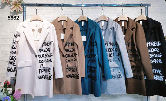 Giacca Blazer Cappottino con Scritte Tasche Estetiche Bottone Collo Casual Fashion in 6 Colori - 5662