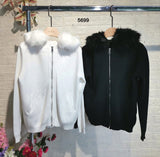 Giacca Giubbino Corto con Zip Collo in eco Pelliccia Casual Maglia in Bianco o Nero - 5699