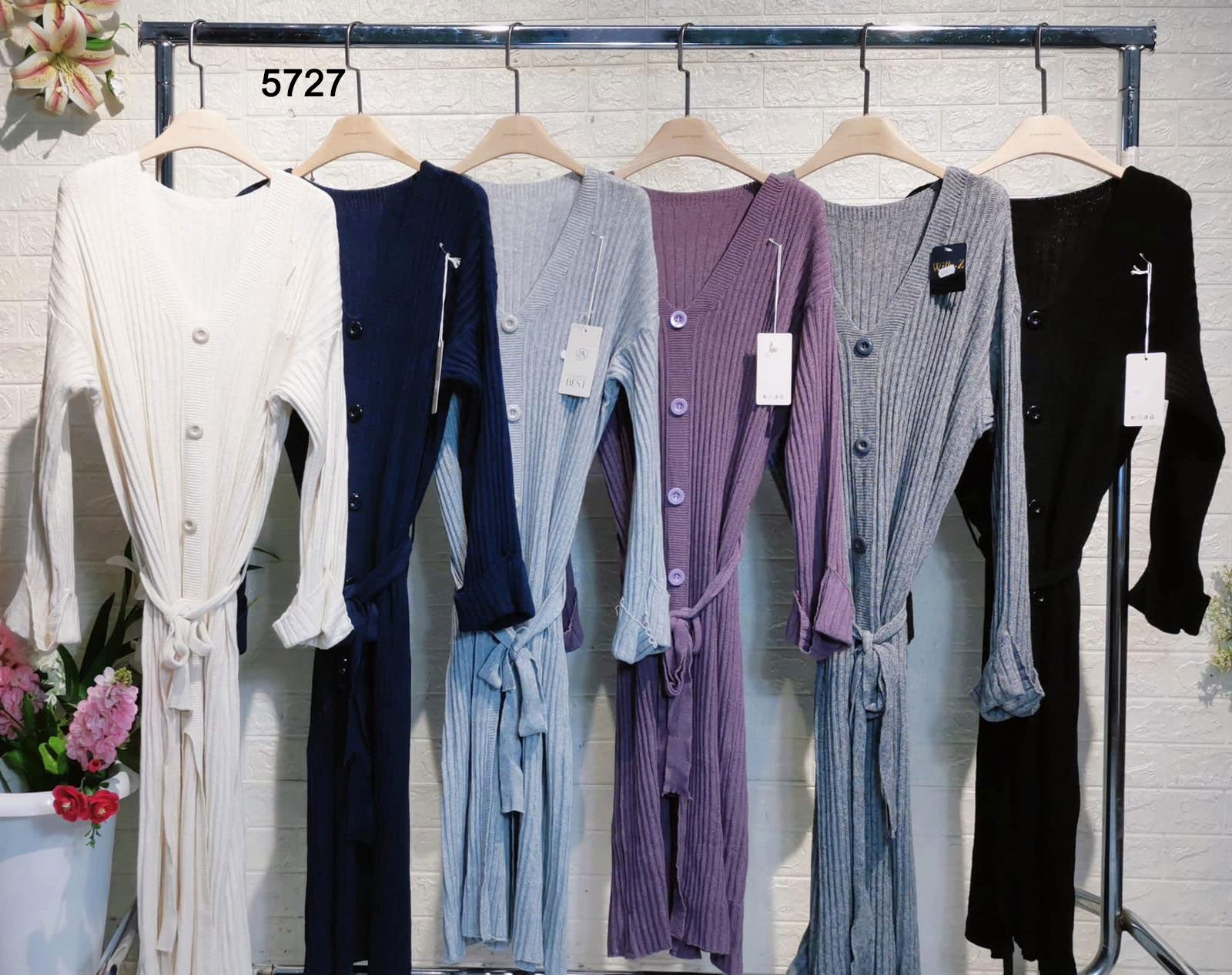 Abito Lungo con Bottoni Tessuto Righini Caldo in Maglia Vestito con Spacco Centrale e Cintura in 6 Colori - 5727