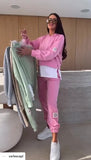 Completo Casual Felpa con Cappuccio Pantalone Elastico Coordinato Targhetta Scritta in 3 Colori - 7235