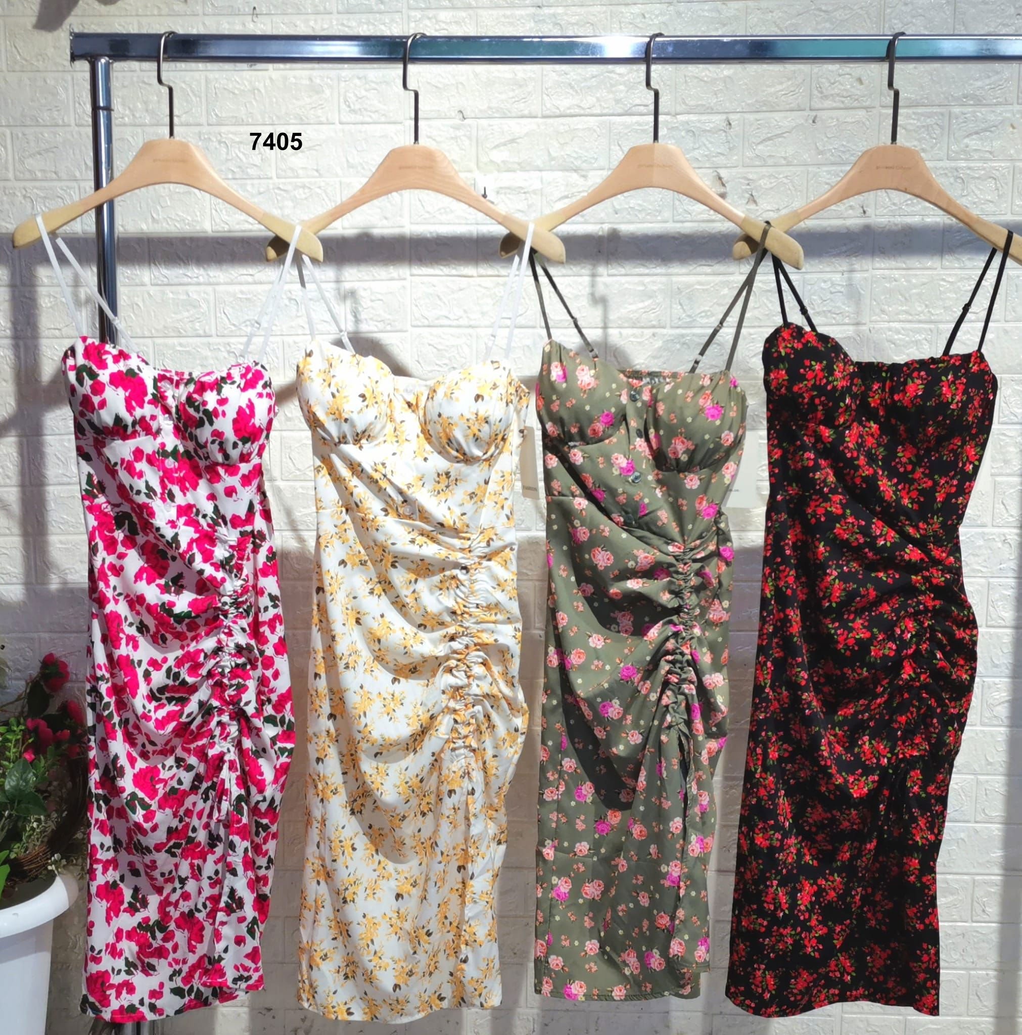 Abito Lungo Midi con Bretelle Stampa Fiorellini Multicolore Vestito Casual Laccetti Regolabili in 4 Colori - 7405