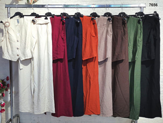 Completo Donna Gilet con Bottoni Gioiello Spilla Spallina Pantalone Palazzo Coordinato in 8 Colori – 7656