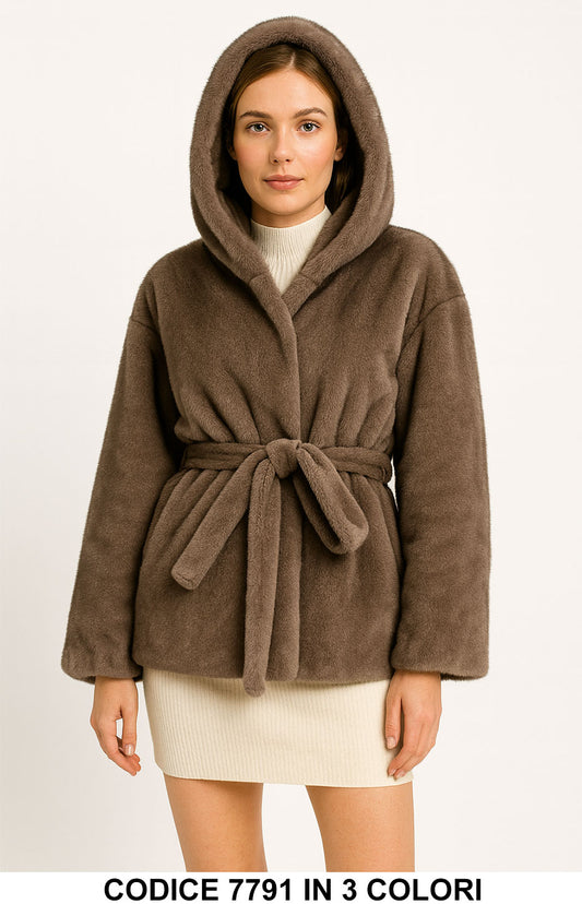 Giubbotto eco Pelliccia con cappuccio e cintura Casual Fashion Glamour in 3 colori – 7791
