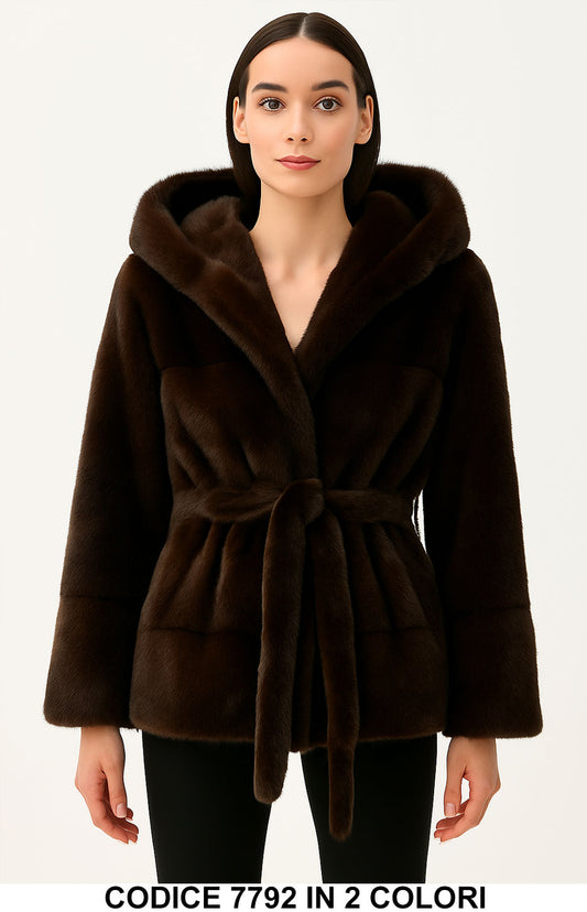 Giubbotto eco Pelliccia con cappuccio e cintura Fashion Chic Casual Pellicce in 2 colori – 7792