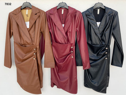 Vestito corto eco pelle con bottoni gioiello Abito Casual Sensuale Fashion in 3 colori – 7832