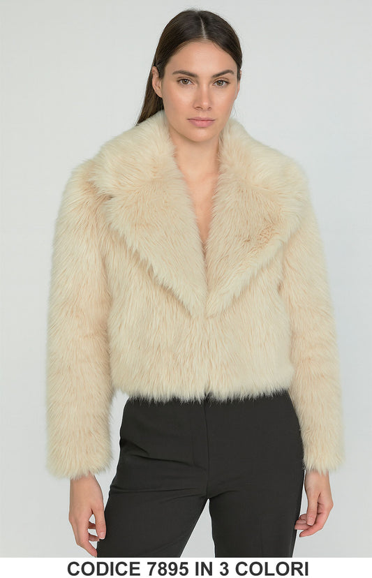 Giacca Giubbotto Eco Pelliccia corta elegante con collo ampio Teddy Fashion in 3 colori – 7895