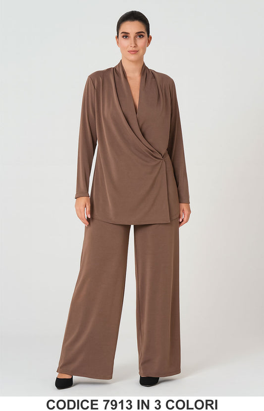 Completo elegante con giacca incrociata e pantalone palazzo Coordinato in 3 colori – 7913