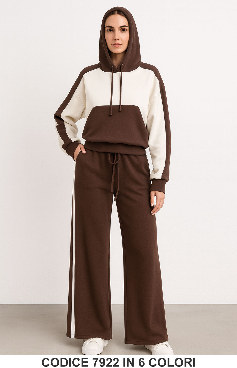 Completo sporty-chic con Felpa cappuccio bicolore Pantalone Righe Tuta Sportiva in 6 colori – 7922