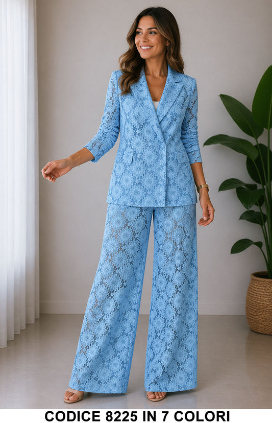 Celeste donna elegante Made in Italy