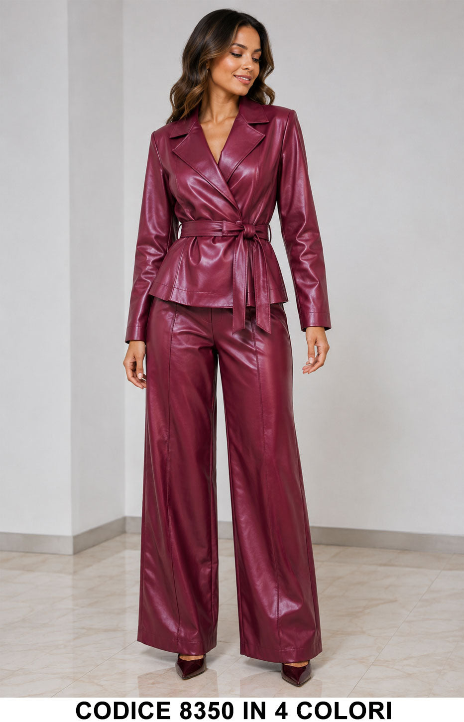 Tailleur Donna in Ecopelle Giacca con Cintura Pantalone Palazzo Completo eco Pelle in 4 Colori – 8350
