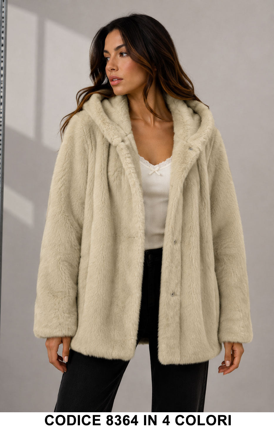 Pelliccia Ecologica con Cappuccio Oversize GIubbotto Ampio Pellicce Morbide in 4 Colori – 8364
