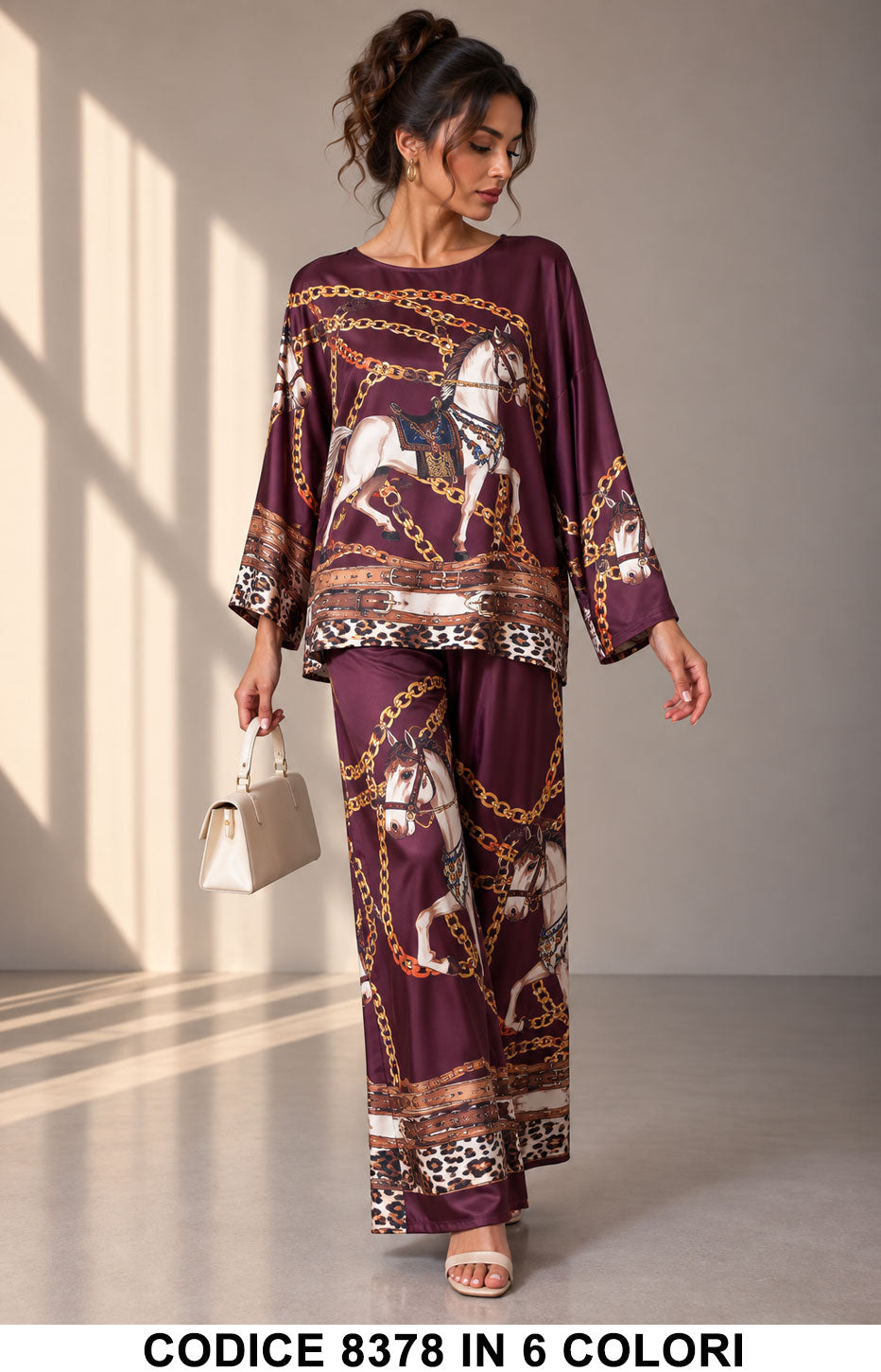 Completo Satinato Fantasia Cavalli e Catene Maglia Pantalone Elgante Coordinato in 6 Colori – 8378