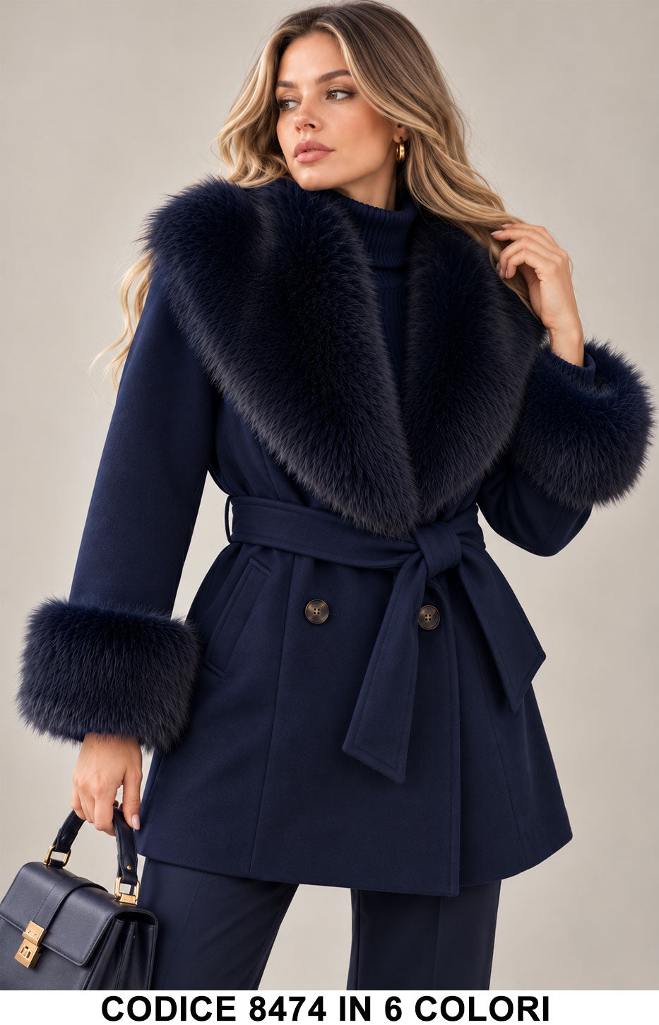 Cappotto donna 8474 Blu notte con collo e polsini effetto pelliccia