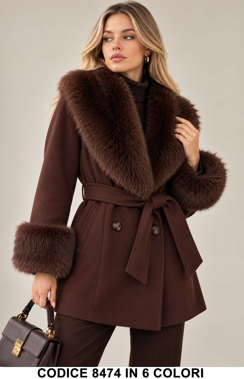 Cappotto donna 8474 Marrone con collo e polsini effetto pelliccia