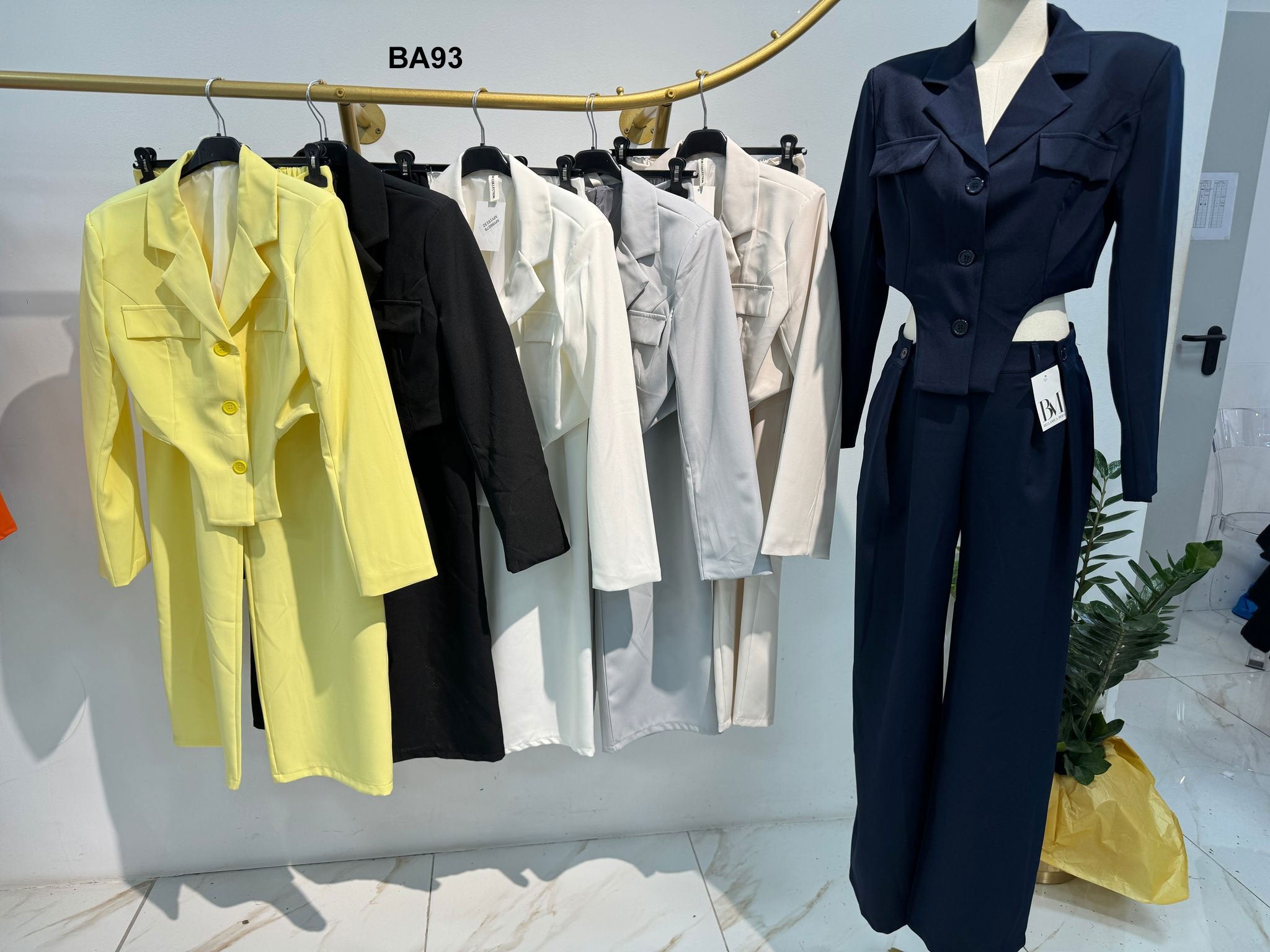 Completo Tailleur Giacca Corta Asimmetrica Pantalone Palazzo Coordinato Casual Elegante in 6 Colori - BA93