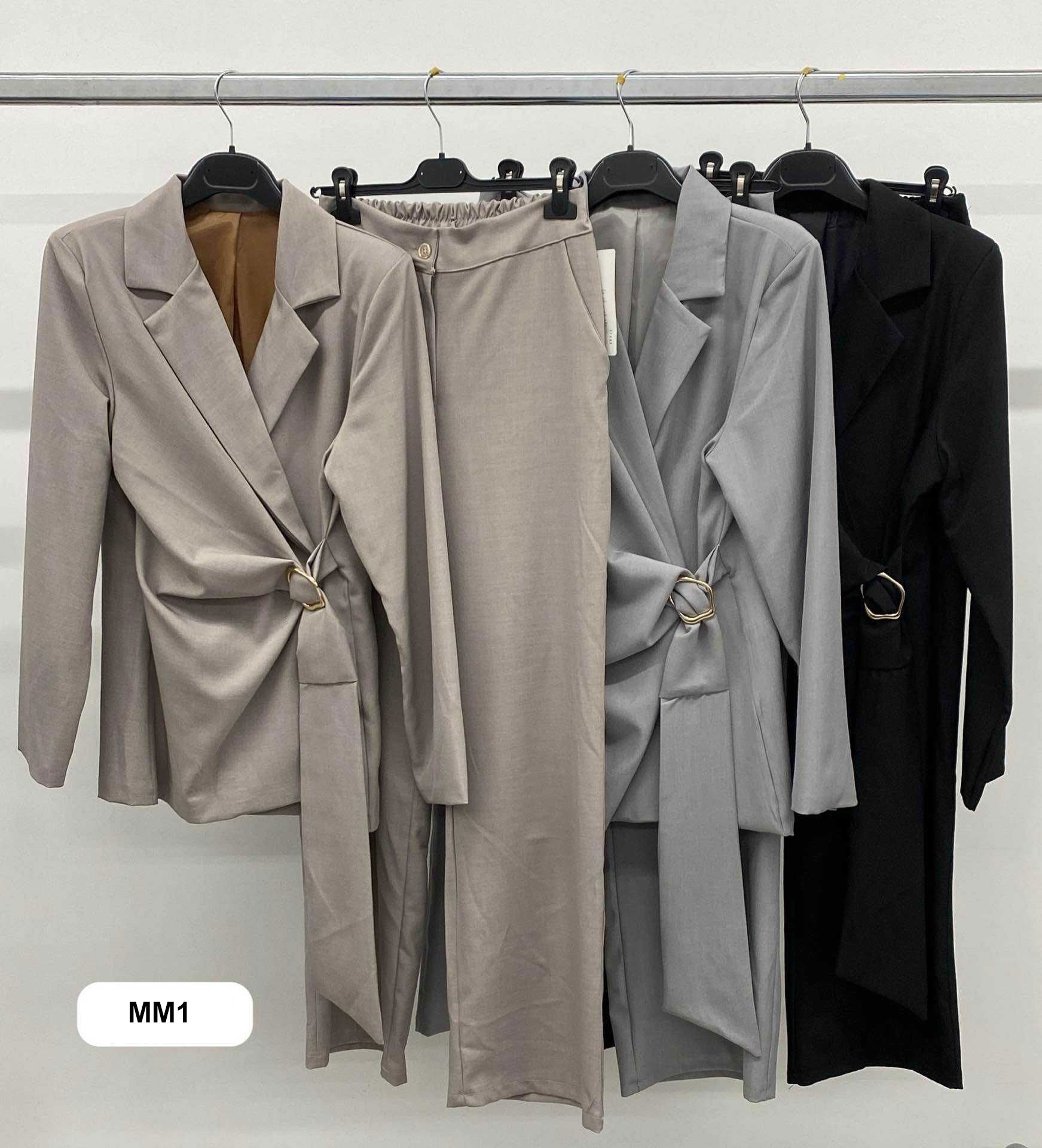 Tailleur Completo Nero Giacca ad Incrocio Chiusura Gioiello Pantalone Palazzo Coordinato Elegante in 6 Colori - MM1