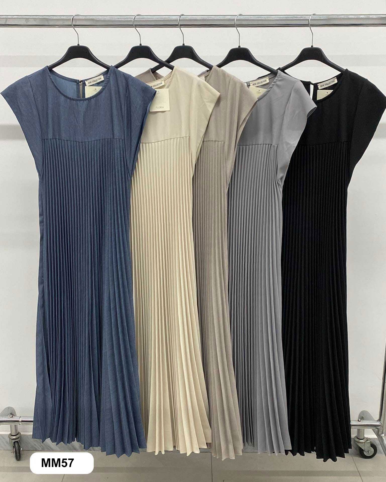 Abito Lungo Casual Plissettato con Pieghe Vestito Serata Smanicato Tinta Unita in 5 Colori - MM57