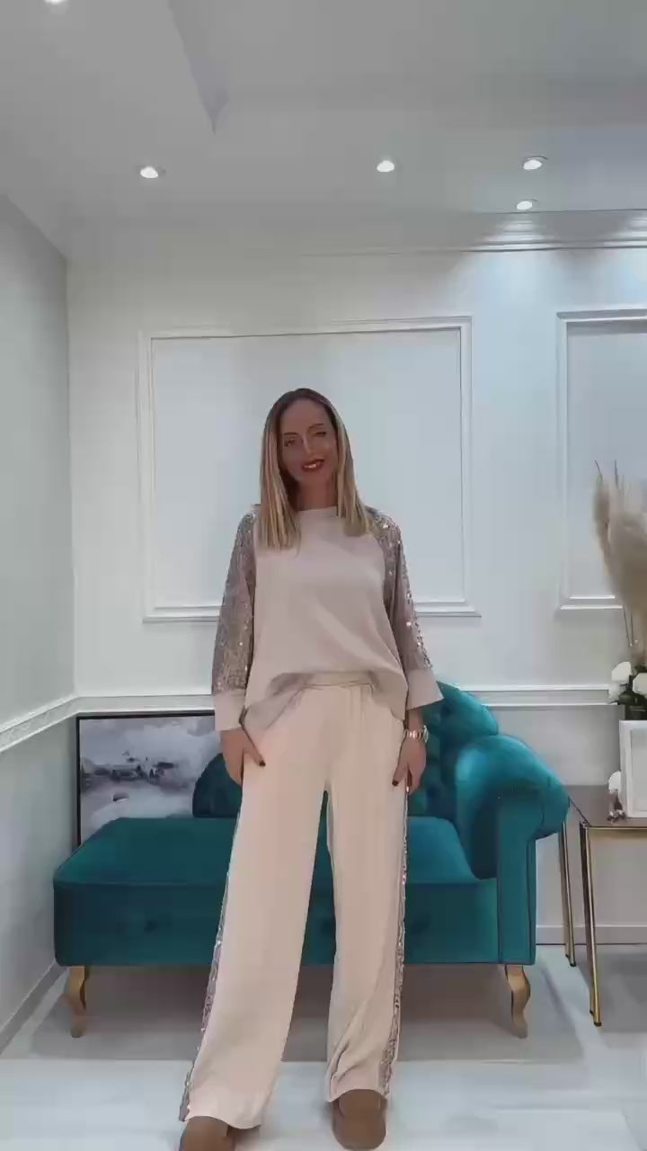 Completo donna con maniche in paillettes e pantalone coordinato Tuta in Nero – 8032